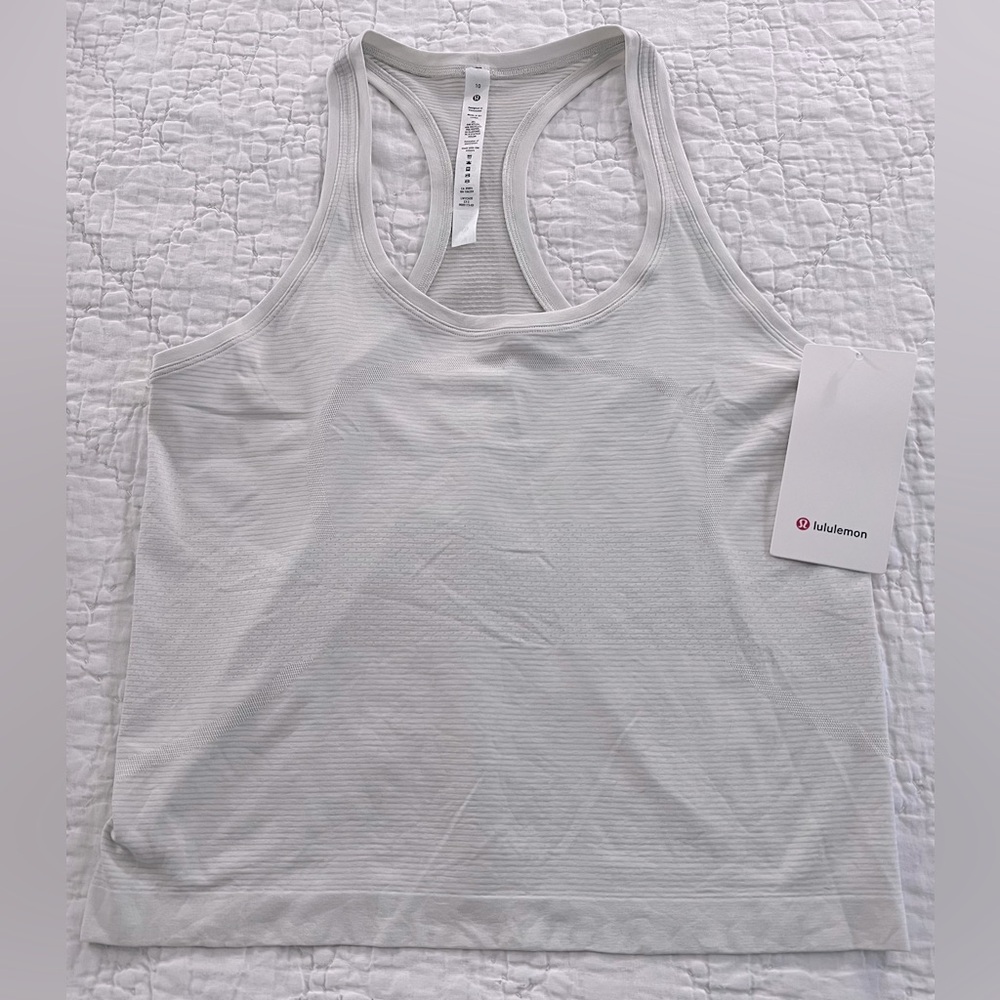 NWT Lululemon Swiftly Tech Racerback 2.0 Race Length Tank Top in Bone